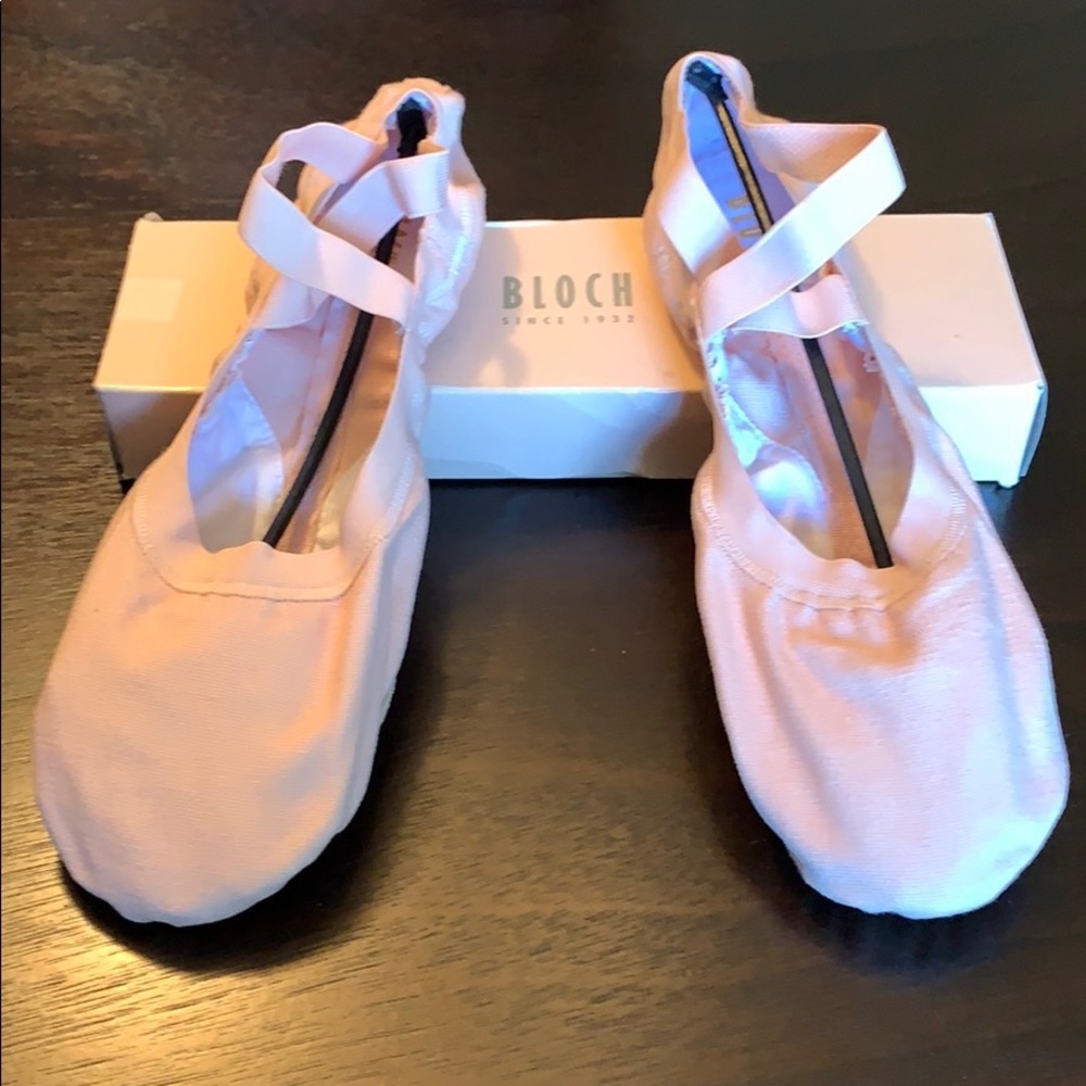 Bloch pro elastic canvas split sole ballet  shoe
